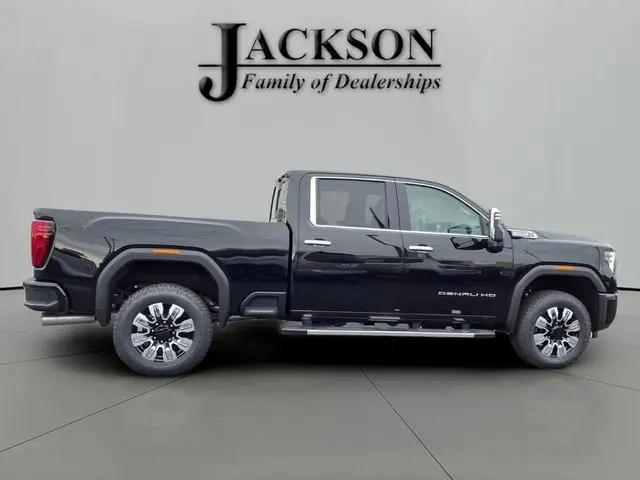 2026 GMC Sierra 2500HD Crew Cab, Standard Bed, Denali, 4WD