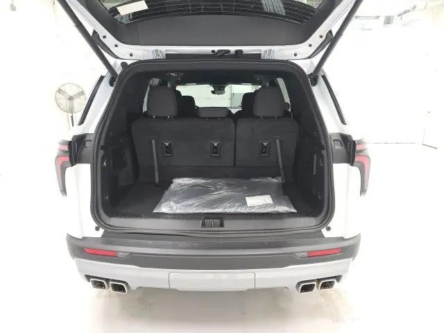 2026 Chevrolet Traverse AWD LT
