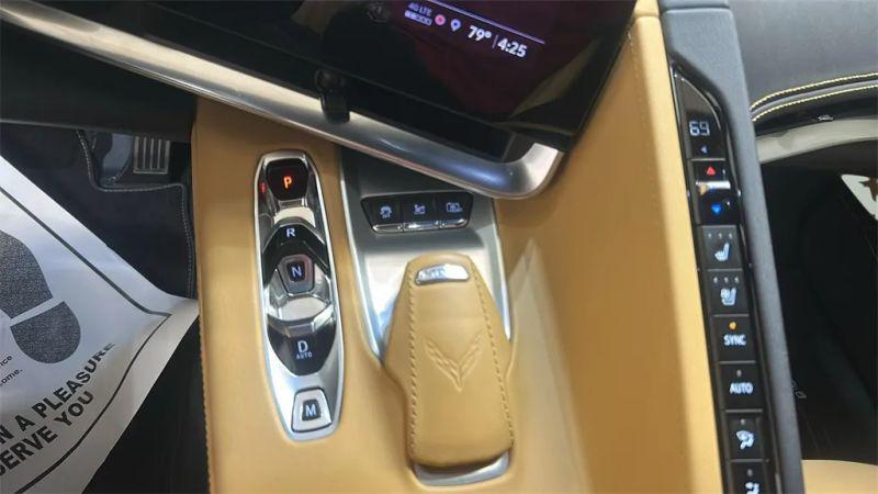 2021 Chevrolet Corvette Stingray RWD Coupe 2LT