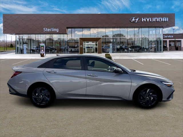 2026 Hyundai Elantra Blue - Photo 11