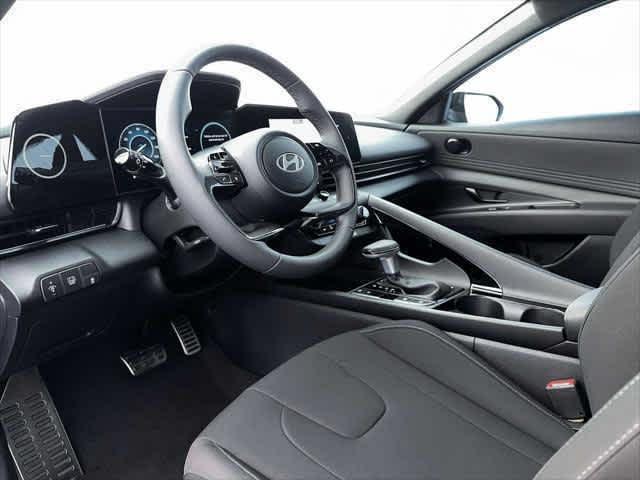 2026 Hyundai Elantra Blue - Photo 14