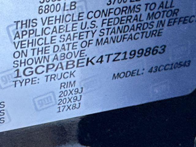 2026 Chevrolet Silverado 1500 2WD Crew Cab Short Bed Custom