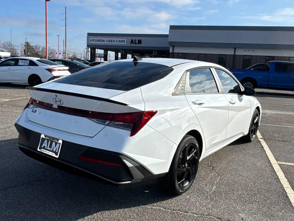 New 2026 White HYUNDAI SEL Sport image 6