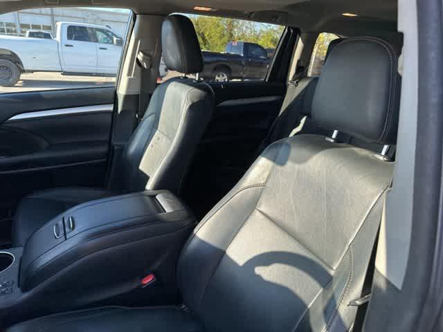 2016 Toyota Highlander XLE V6 2016 Toyota Highlander XLE V6