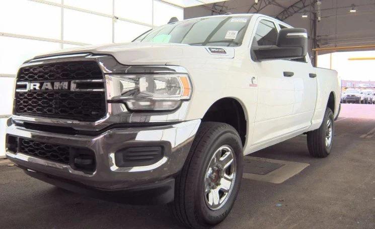 2023 RAM 3500 Tradesman Crew Cab 4x4 64 Box 2023 RAM 3500 Tradesman Crew Cab 4x4 64 Box