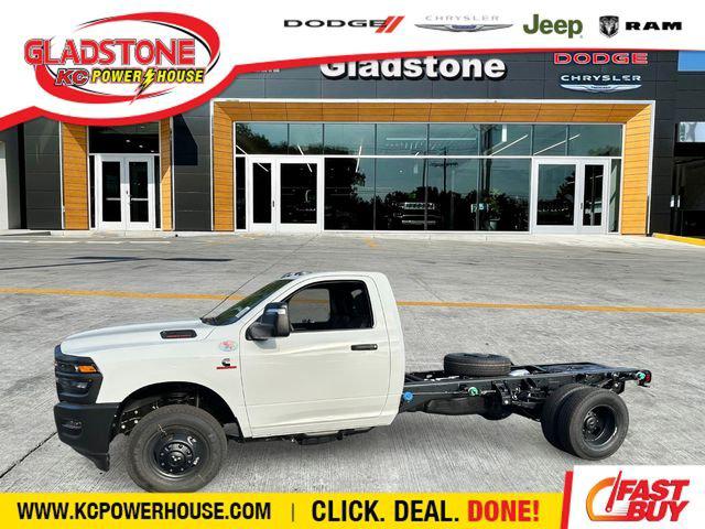 2026 RAM Ram 3500 Chassis Cab RAM 3500 TRADESMAN CHASSIS REGULAR CAB 4X4 84 CA 2026 RAM Ram 3500 Chassis Cab RAM 3500 TRADESMAN CHASSIS REGULAR CAB 4X4 84 CA