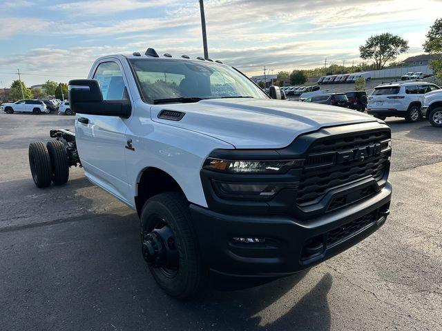 2026 RAM Ram 3500 Chassis Cab RAM 3500 TRADESMAN CHASSIS REGULAR CAB 4X4 84 CA