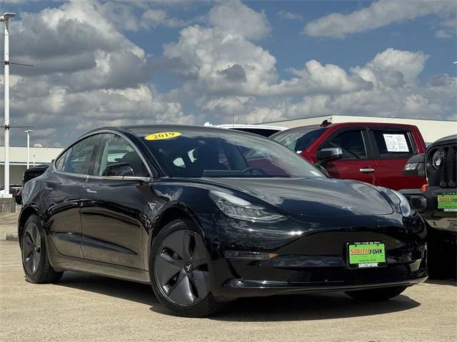 2019 Tesla Model 3 Mid Range 2019 Tesla Model 3 Mid Range