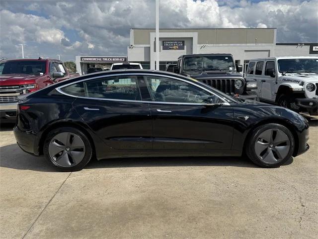2019 Tesla Model 3 Mid Range 2019 Tesla Model 3 Mid Range