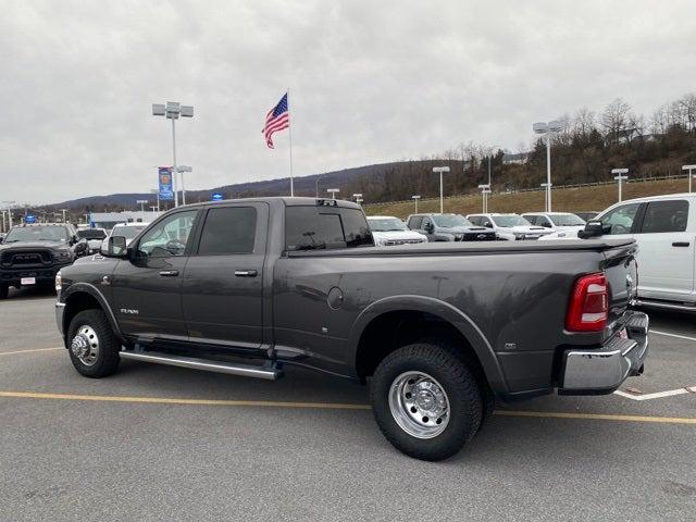 2022 RAM 3500 Laramie Crew Cab 4x4 8 Box