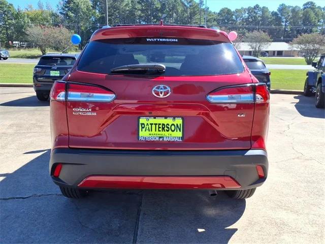 2024 Toyota Corolla Cross LE
