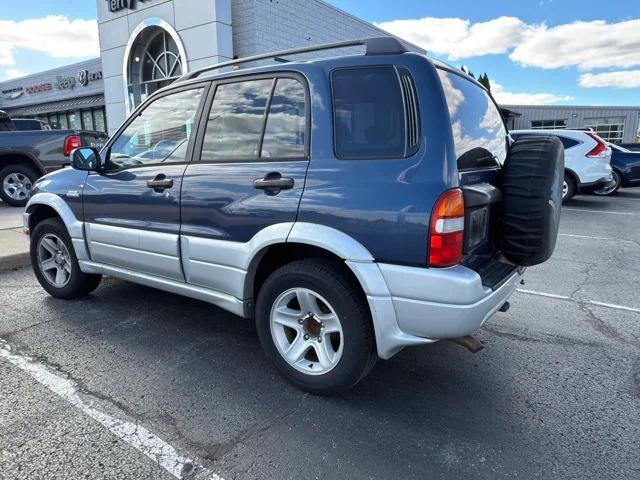 2003 Suzuki Grand Vitara Base
