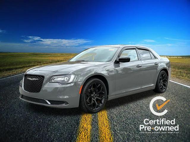 2018 Chrysler 300 Touring