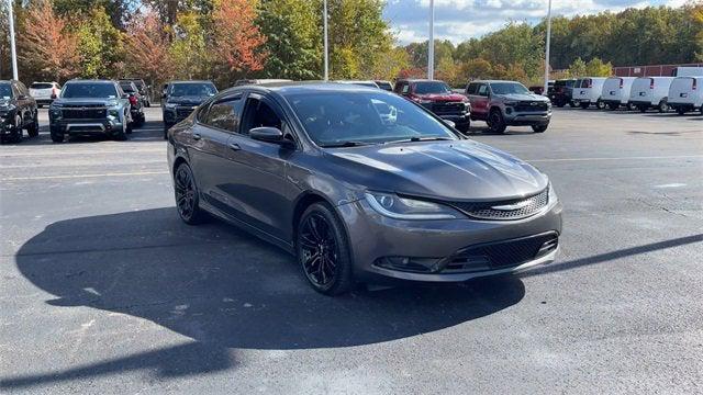 2015 Chrysler 200 S 2015 Chrysler 200 S