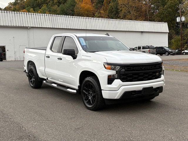 2022 Chevrolet Silverado 1500 4WD Double Cab Standard Bed Custom 2022 Chevrolet Silverado 1500 4WD Double Cab Standard Bed Custom