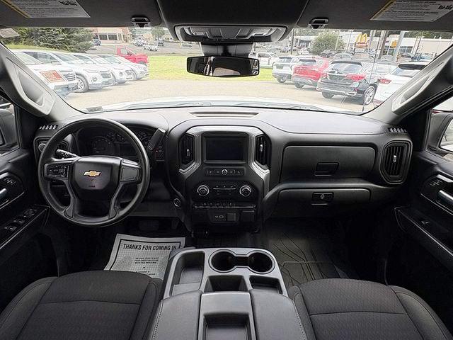 2022 Chevrolet Silverado 1500 4WD Double Cab Standard Bed Custom 2022 Chevrolet Silverado 1500 4WD Double Cab Standard Bed Custom