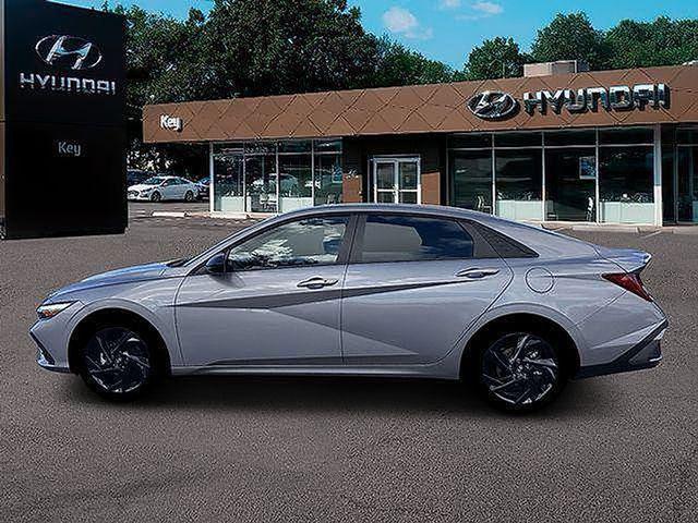 2026 Hyundai Elantra Hybrid SEL Sport