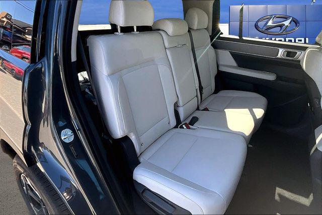 2026 Hyundai Santa Fe SE