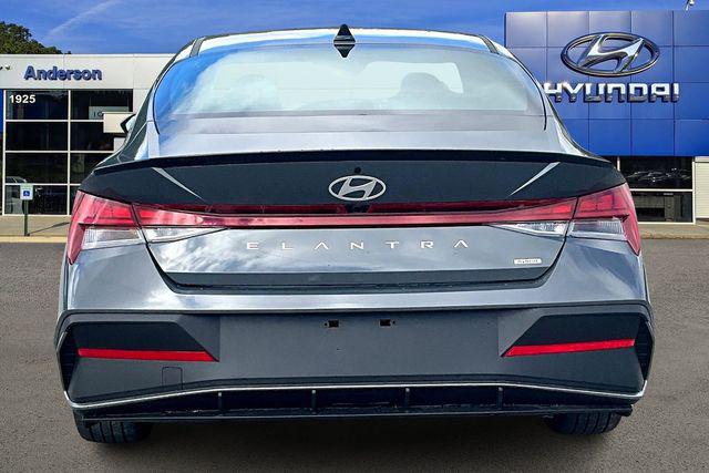 2026 Hyundai Elantra Hybrid SEL Sport