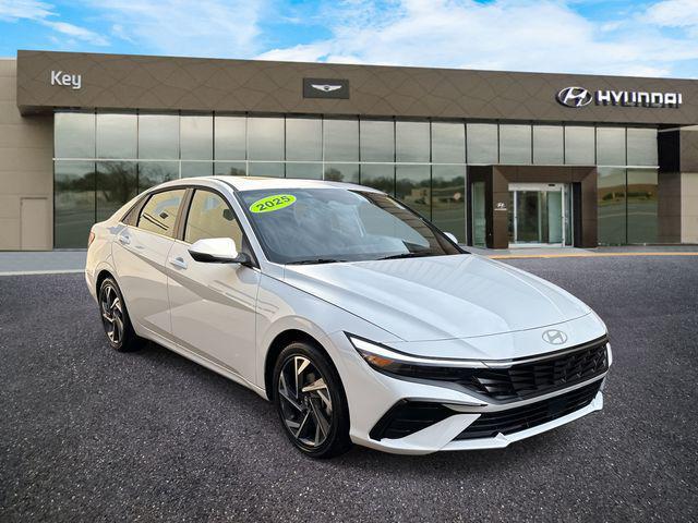 2025 Hyundai Elantra Hybrid Limited