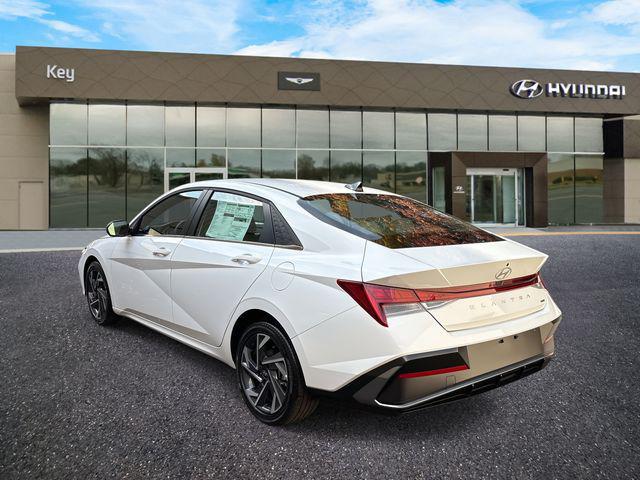 2025 Hyundai Elantra Hybrid Limited