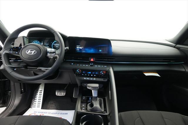 2026 Hyundai Elantra Hybrid SEL Sport