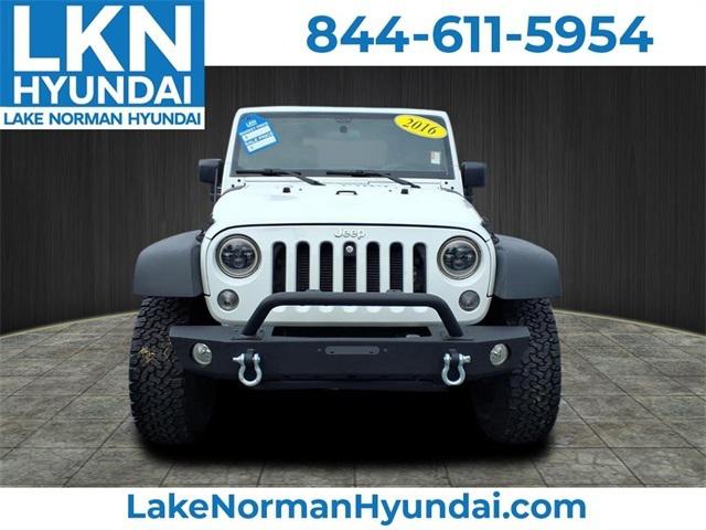 2016 Jeep Wrangler Sport