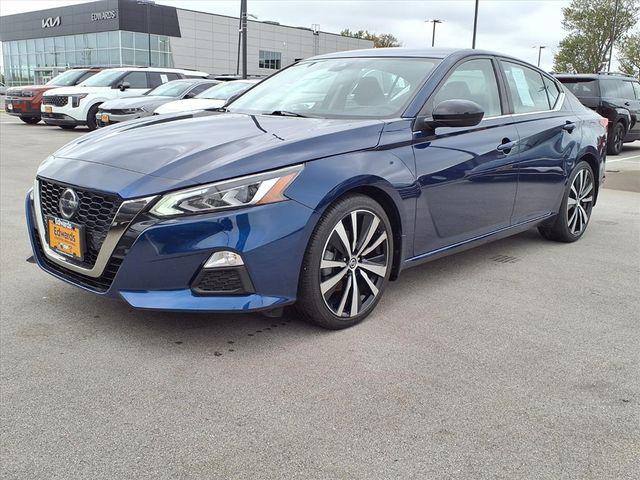 2022 Nissan Altima SR FWD 2022 Nissan Altima SR FWD