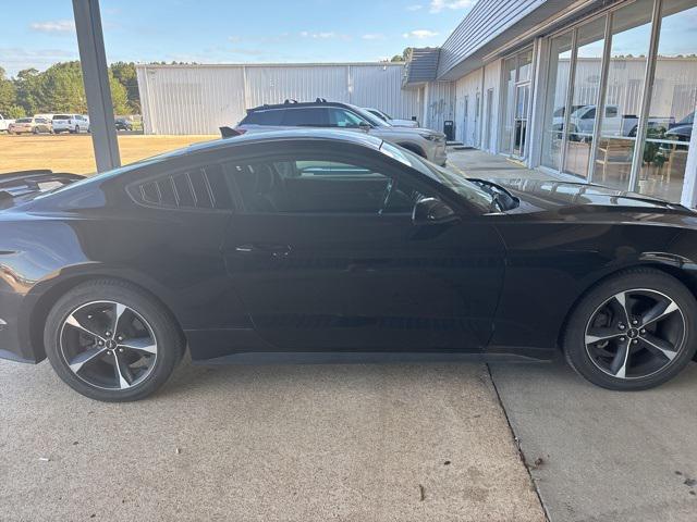 2022 Ford Mustang EcoBoost Fastback