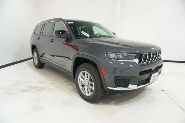 2025 Jeep Grand Cherokee GRAND CHEROKEE L LAREDO X 4X4