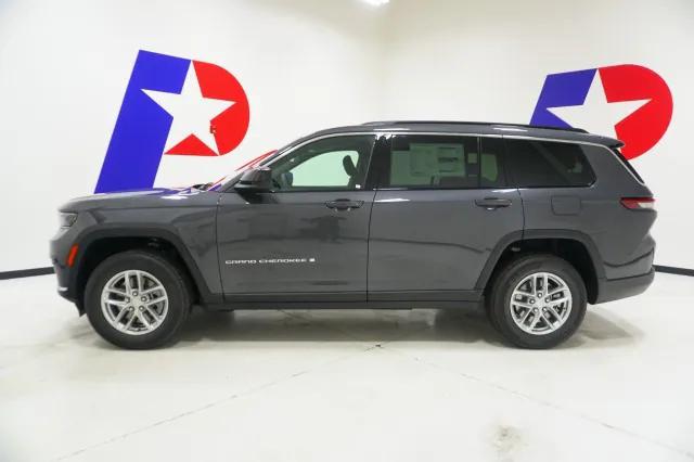 2025 Jeep Grand Cherokee Laredo X 4x4