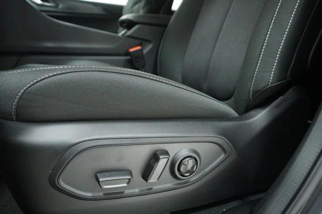 2025 Jeep Grand Cherokee Laredo X 4x4