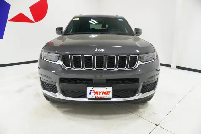 2025 Jeep Grand Cherokee Laredo X 4x4