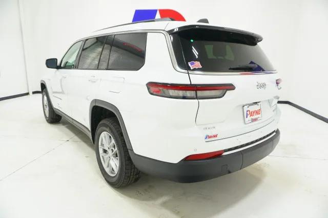 2025 Jeep Grand Cherokee Laredo X 4x4