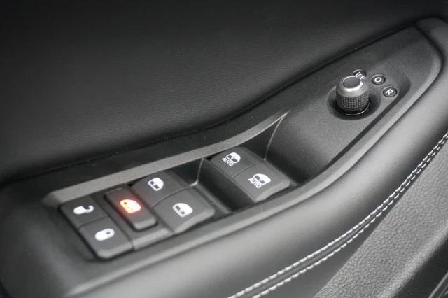 2025 Jeep Grand Cherokee Laredo X 4x4