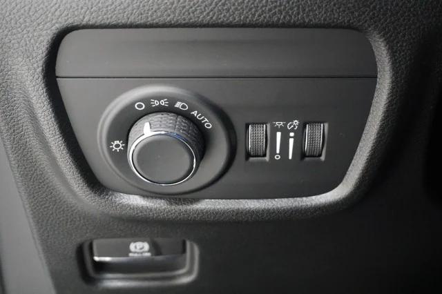2025 Jeep Grand Cherokee Laredo X 4x4