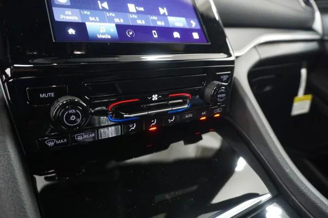 2025 Jeep Grand Cherokee Laredo X 4x4