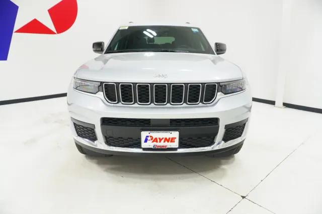 2025 Jeep Grand Cherokee Laredo X 4x4