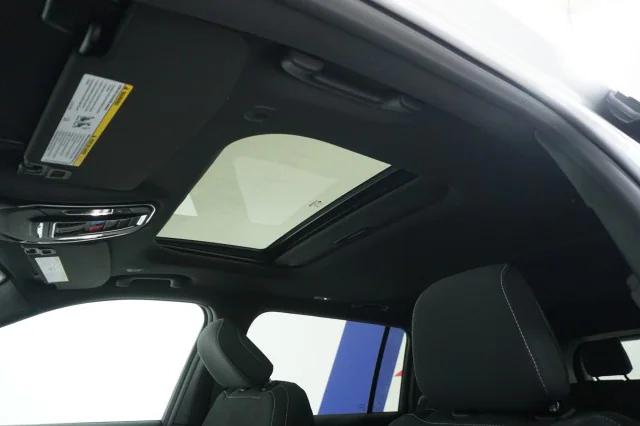 2025 Jeep Grand Cherokee Laredo X 4x4