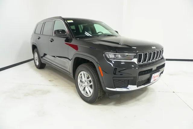 2025 Jeep Grand Cherokee GRAND CHEROKEE L LAREDO X 4X4