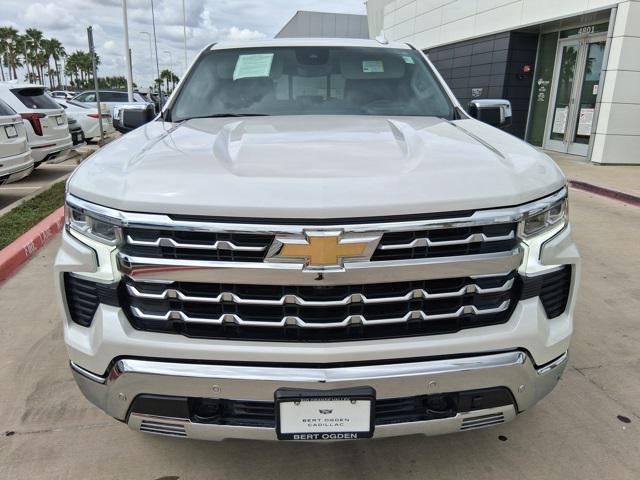 2022 Chevrolet Silverado 1500 4WD Crew Cab Short Bed LTZ