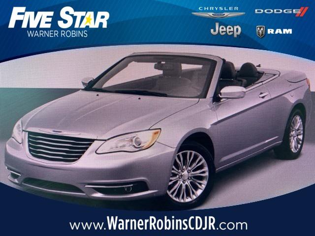 2013 Chrysler 200 S