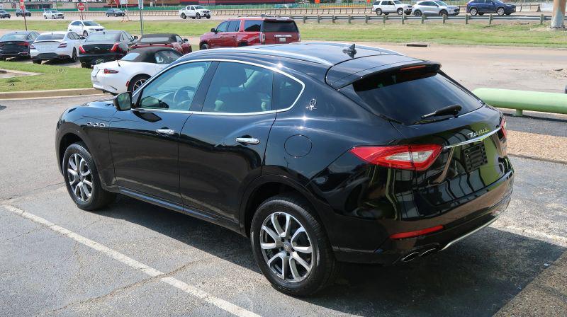 2017 Maserati Levante Base