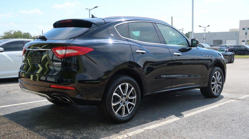 2017 Maserati Levante Base