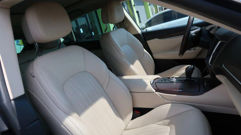 2017 Maserati Levante Base
