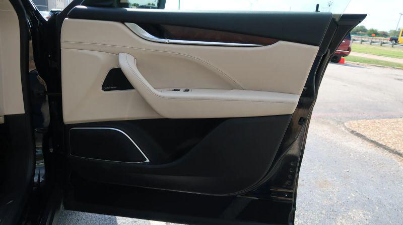 2017 Maserati Levante Base