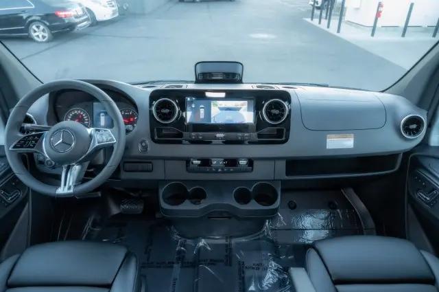 2026 Mercedes-Benz Sprinter 2500 Standard Roof 4-Cyl Diesel