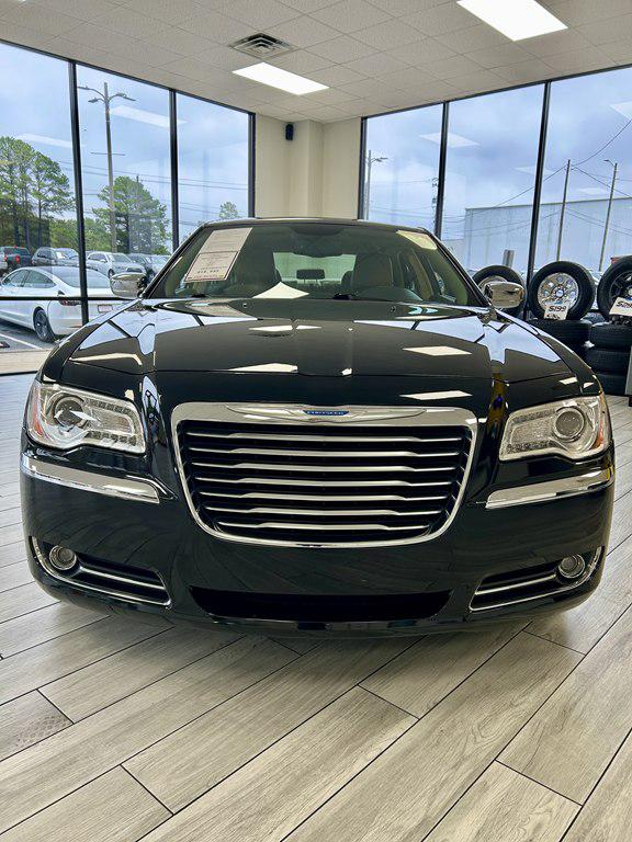 2014 Chrysler 300 Unknown