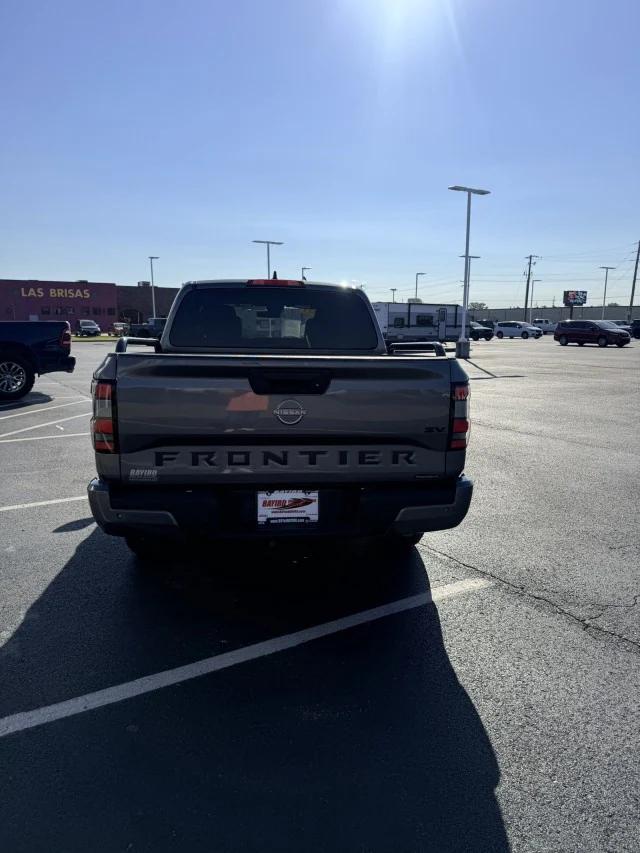 2023 Nissan Frontier Crew Cab SV 4x2
