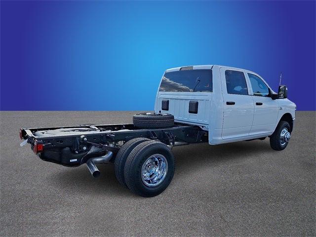 2026 RAM Ram 3500 Chassis Cab RAM 3500 TRADESMAN CREW CAB CHASSIS 4X4 60 CA 2026 RAM Ram 3500 Chassis Cab RAM 3500 TRADESMAN CREW CAB CHASSIS 4X4 60 CA